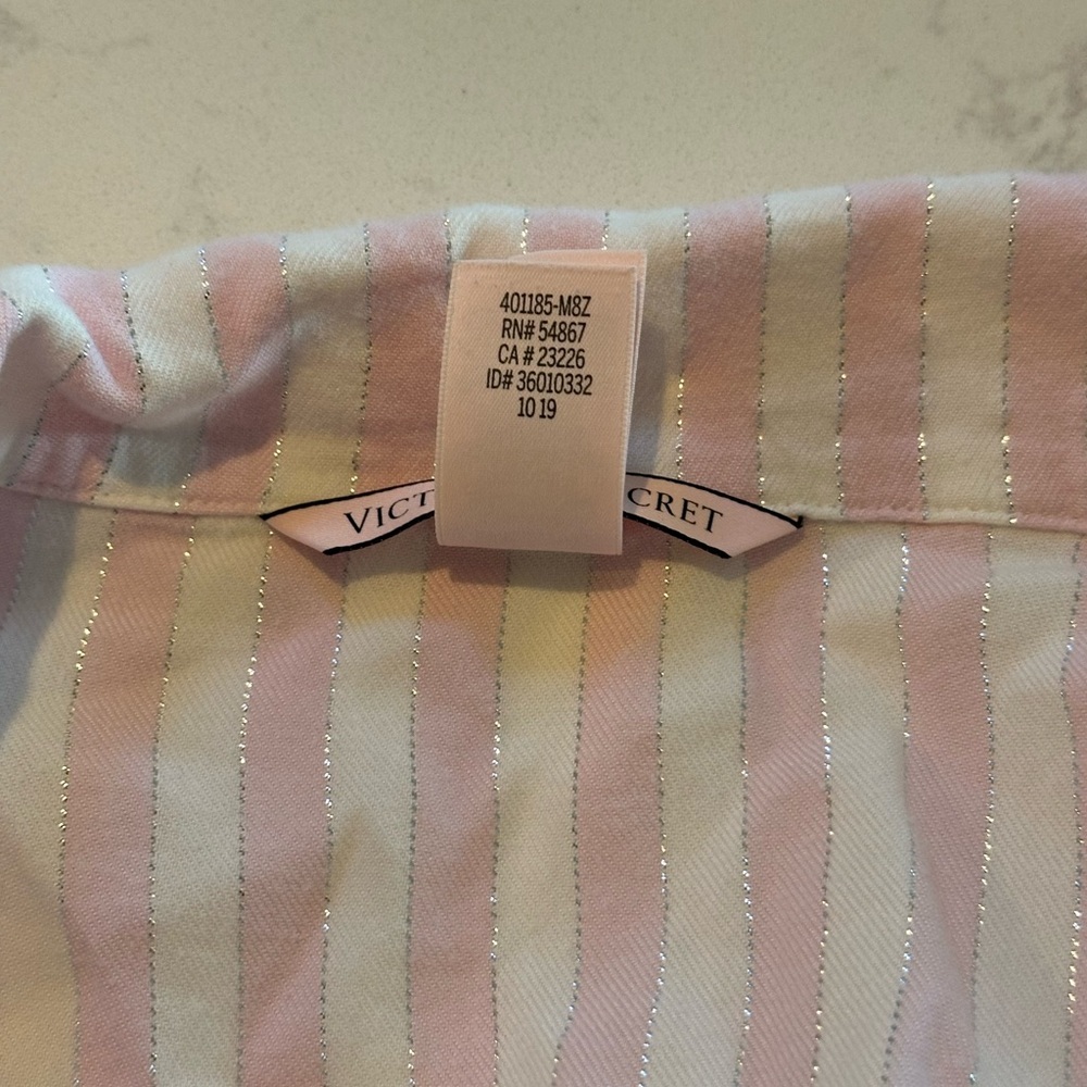 Victorias Secret PJ Set - Picture 9 of 9